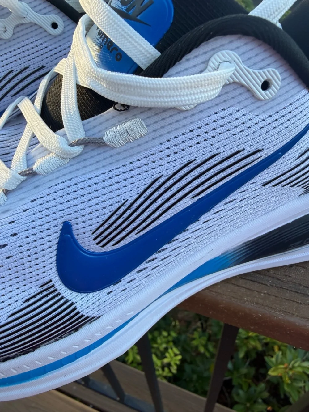 Nike Vomero 18 Men's Running Shoes Size 10 Blue White